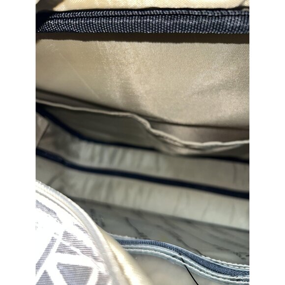 Kenneth Cole Reaction Beige 17" Under seat Rolling Carry On Laptop Bag Wheels - Picture 10 of 16